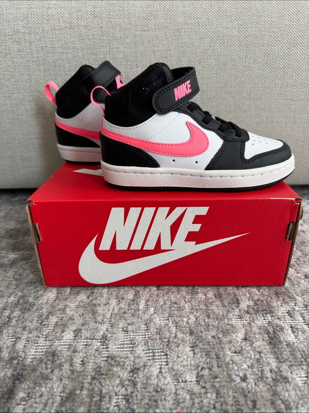 Nike Kids High-Top Sneakers in Black, White & Pink
